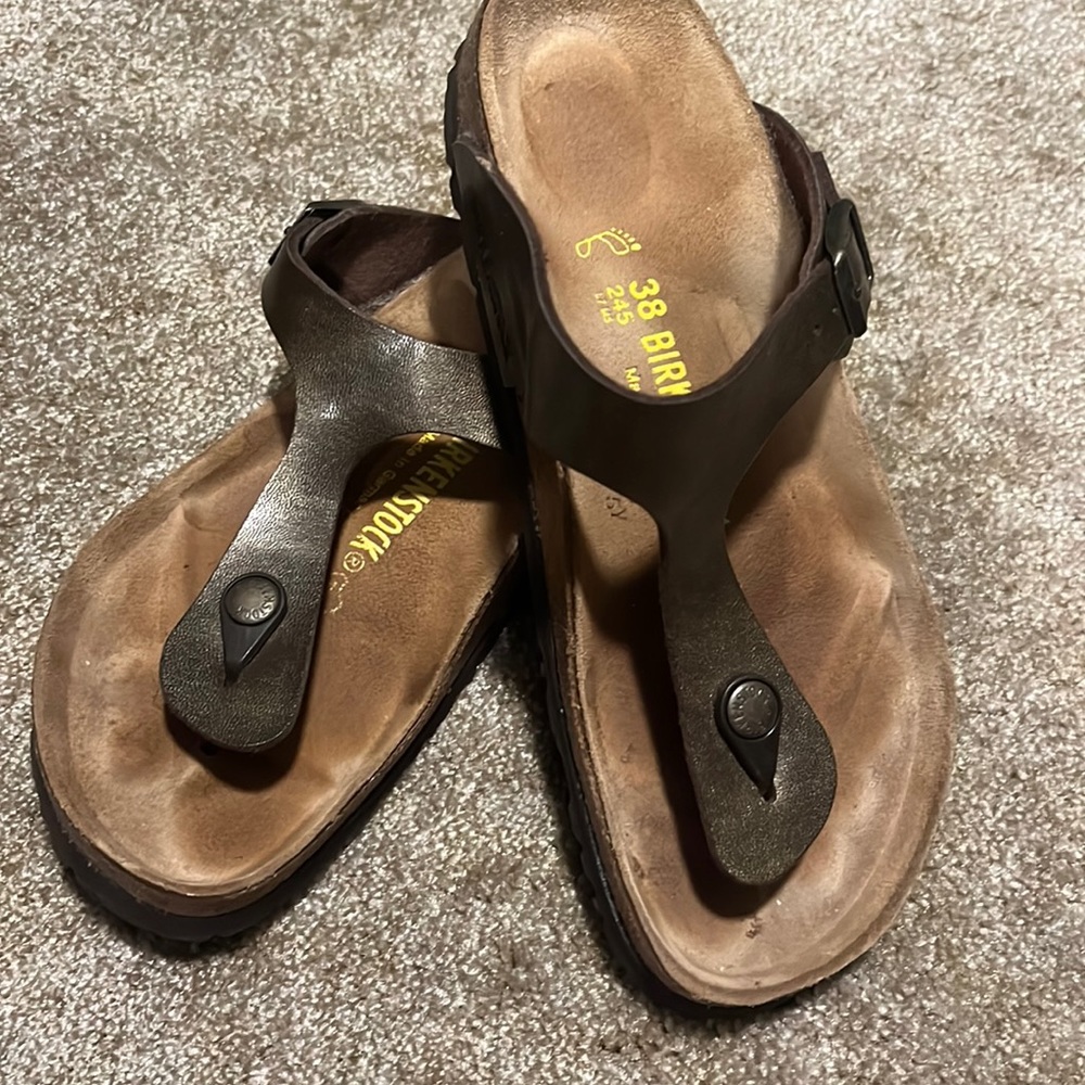 Bronze Birkenstock Gizeh Leather Sandals